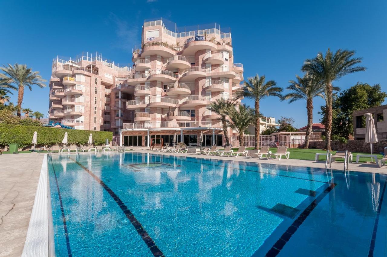 Renovated 3 Bedroom - With Pool Next The Appartement