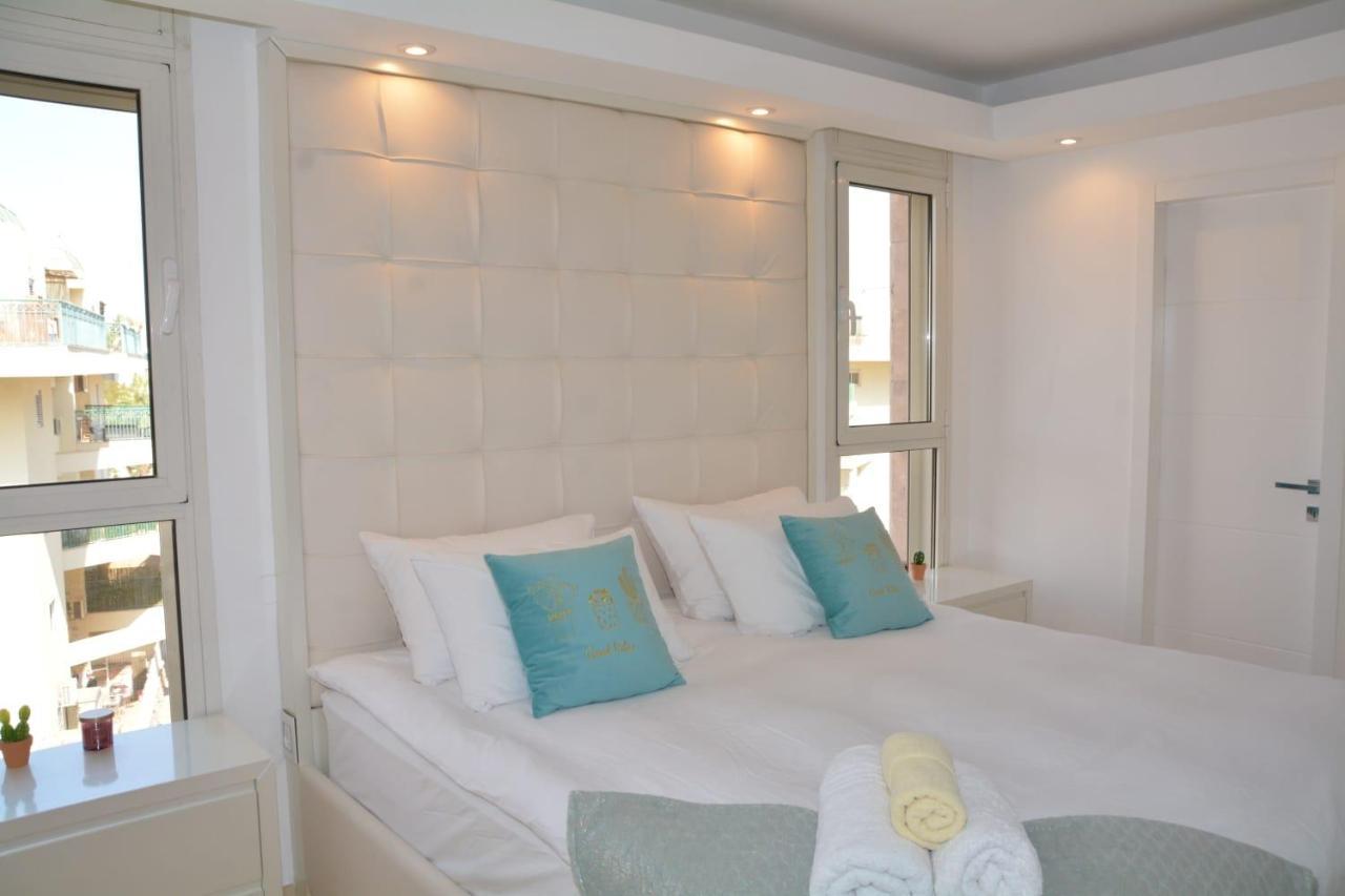 Appartement Renovated 3 Bedroom - With Pool Next The *