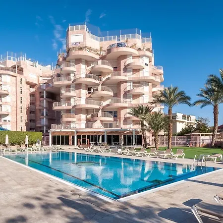 Renovated 3 Bedroom - Residence With Pool Next The Beach Eilat Exterior photo